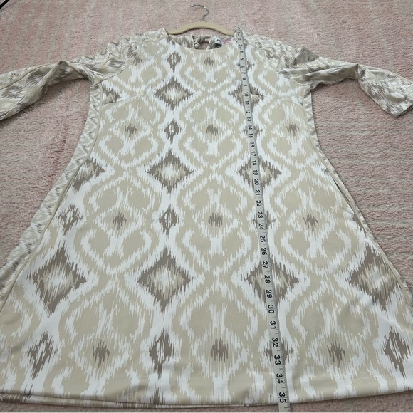 Gretchen Scott Beige Tan White Ikat Print Knee Length Dress Size Medium - Picture 11 of 14